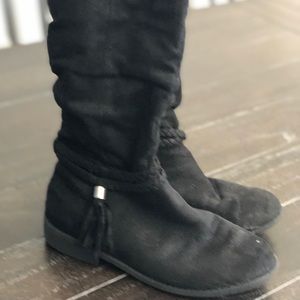Girls tall black boots size 4